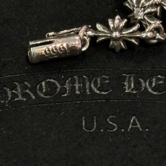 Chrome hearts tiny e bracelet with white sapphires - Picture 7 of 13